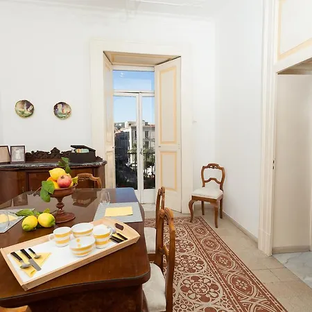 Central Flats Sorrente